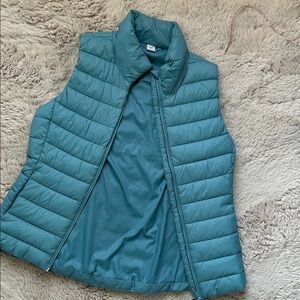 Old Navy Teal Puffer Vest